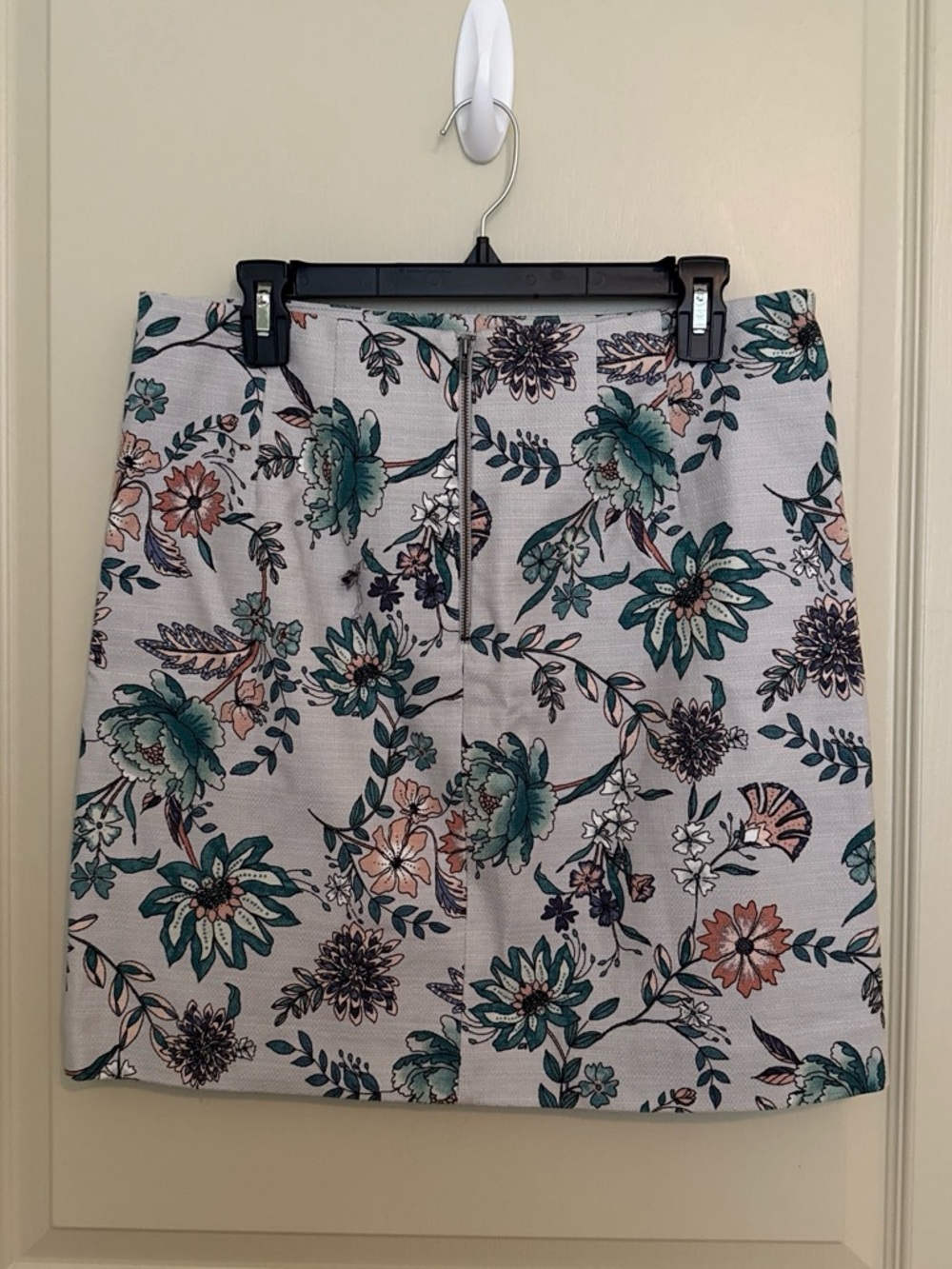 LOFT Floral A-Line Skirt in Teal, Blush and White - Picture 3 of 4